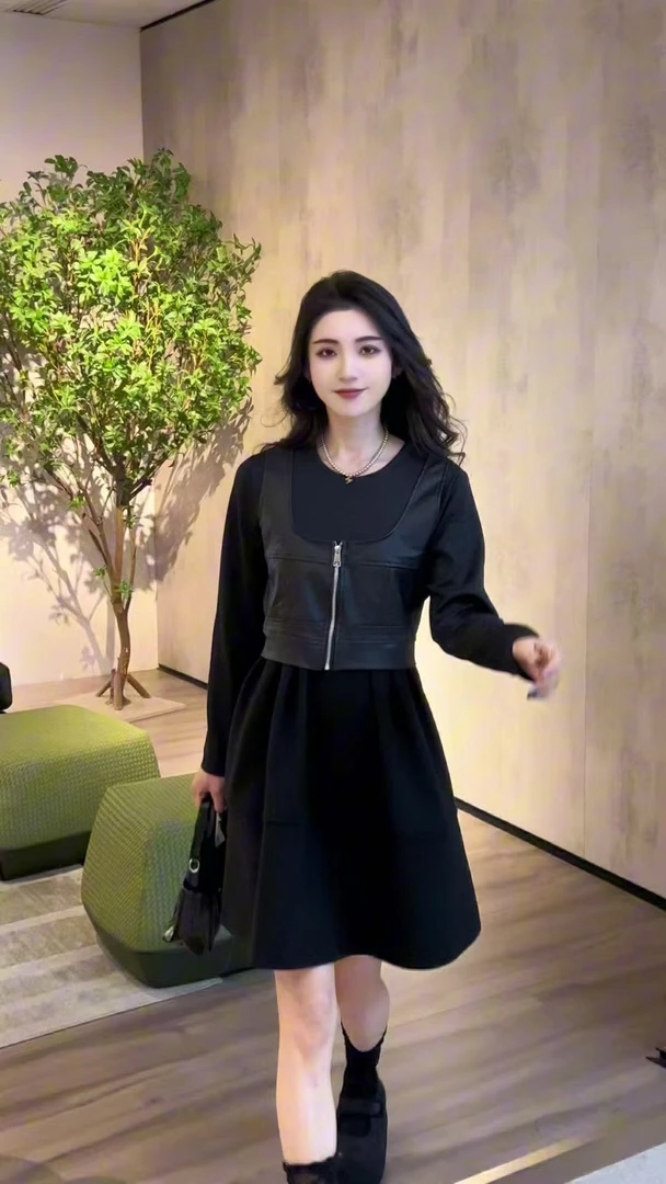 高腰连衣裙欧货大码马甲拼接假两件毛呢女秋冬新款遮肉显瘦A字裙