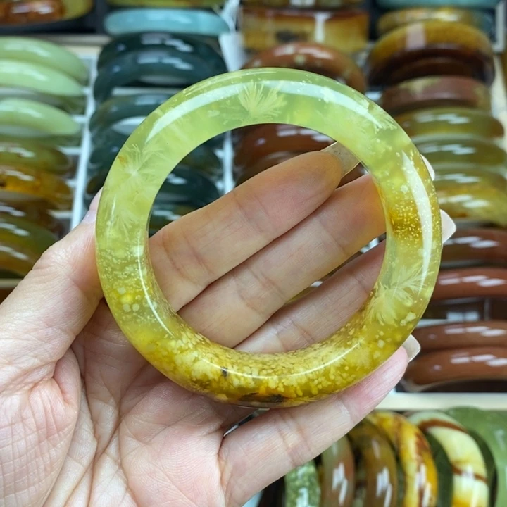 蛇纹石玉未镶嵌手镯56