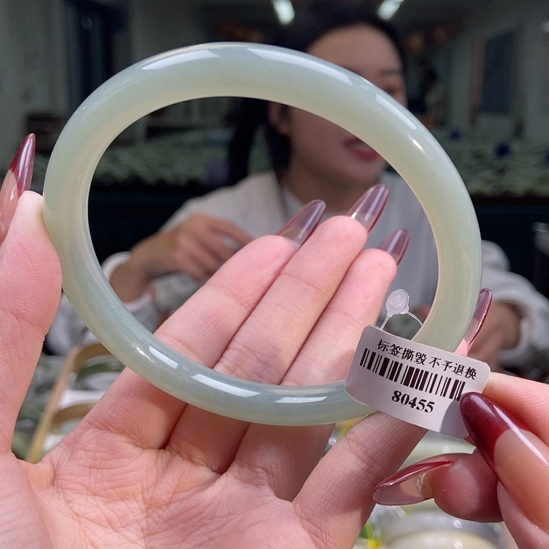 和田玉手镯未镶嵌67 68