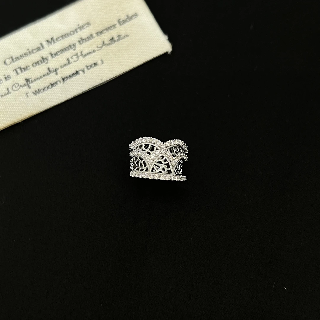 铜合金合成锆石耳饰 锆石华丽皇冠耳骨夹 单个装8017