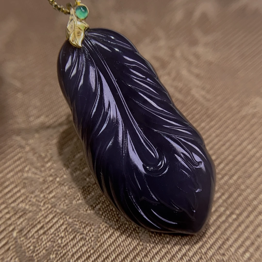 天然和田玉青海料精品烟紫浓紫18K金凤翎羽毛凤凰涅槃吊坠女@0101