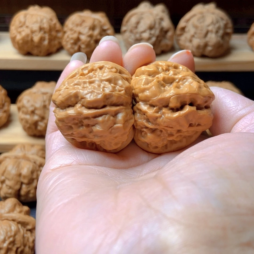 文玩核桃吊坠强*蛤蟆头