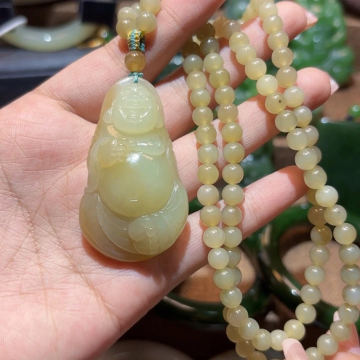 颈饰未镶嵌和田玉
