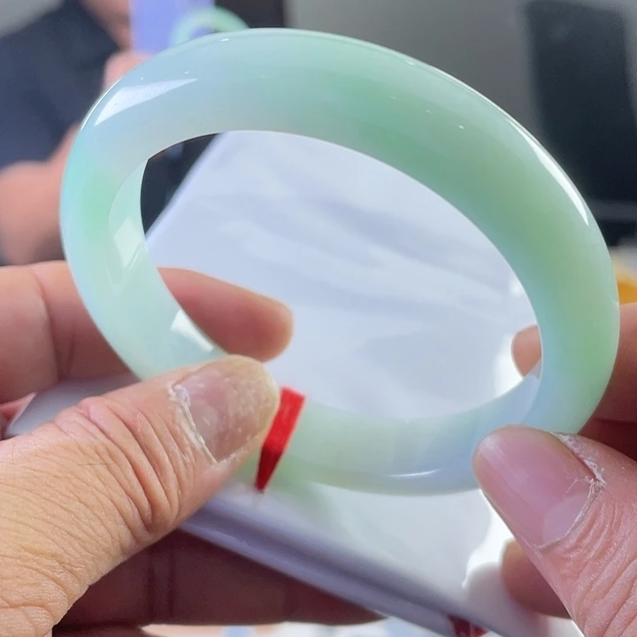 未镶嵌手镯翡翠成品
