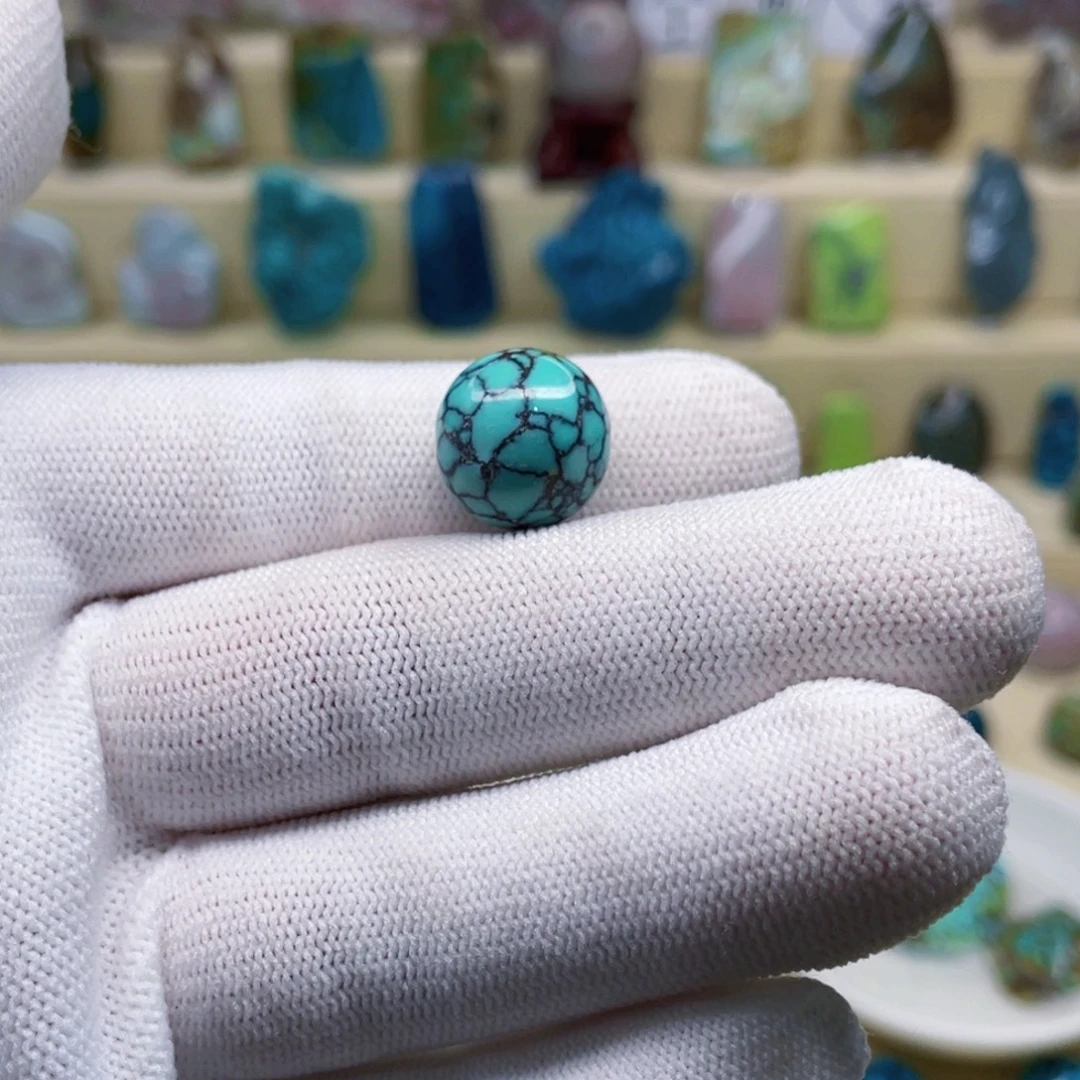 绿松石未镶嵌颈饰