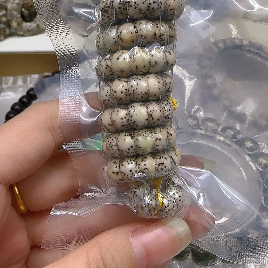星月菩提手串247哈哈石玉星月菩提8蒜瓣猪大肠108
