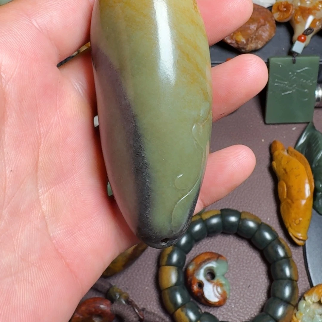 岫岩河磨玉（透闪石质玉）未镶嵌挂件