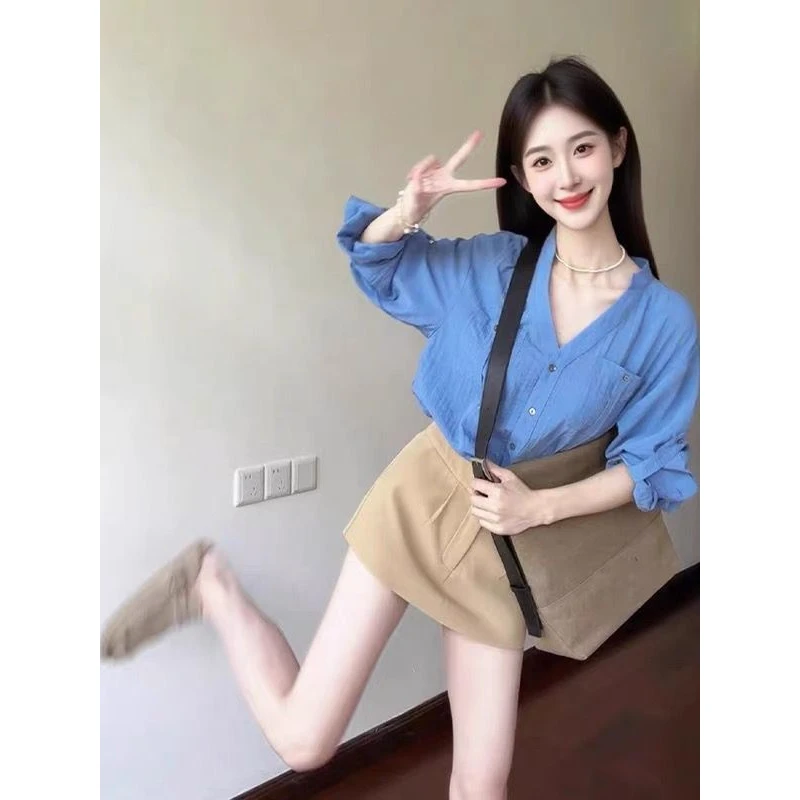 韩系蓝色V领长袖衬衫女2025夏季气质卡其色高腰显瘦裤裙两件套装