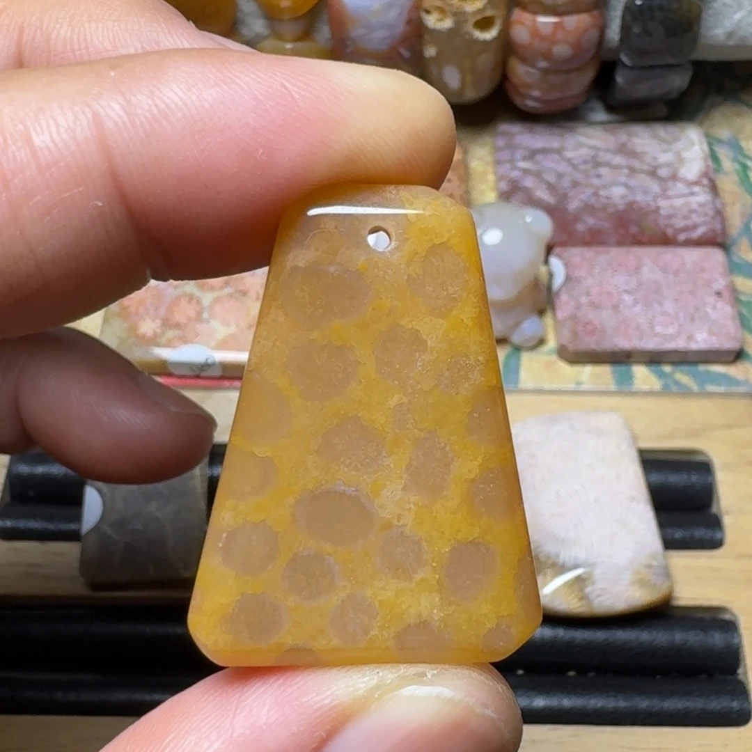 硅化玉天然有机玉石保真色未镶嵌