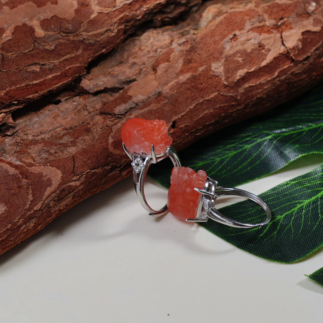 天然南红S925银镶嵌貔貅戒指（福利款)  （多样式发其一）