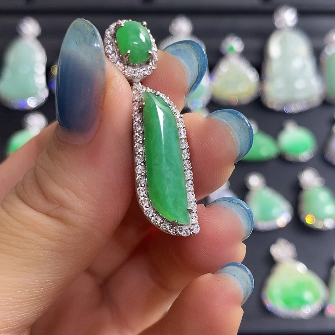 翡翠银S925镶嵌颈饰天然翡翠