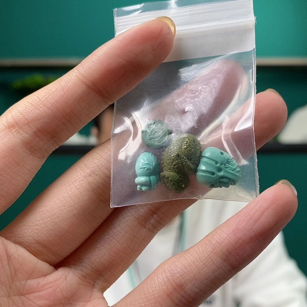 绿松石未镶嵌珠宝奇石