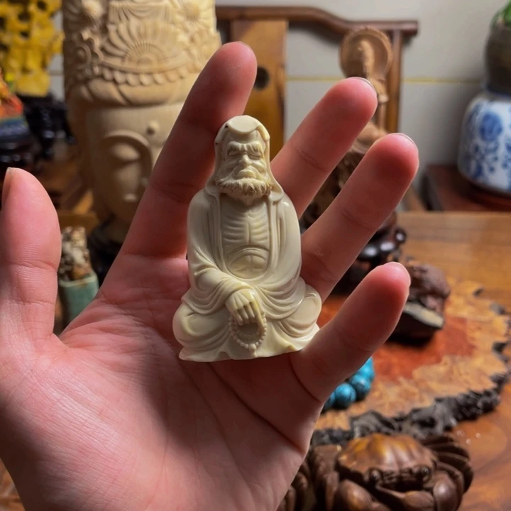 柏木（崖柏）尚秋雕刻mm达摩悟道