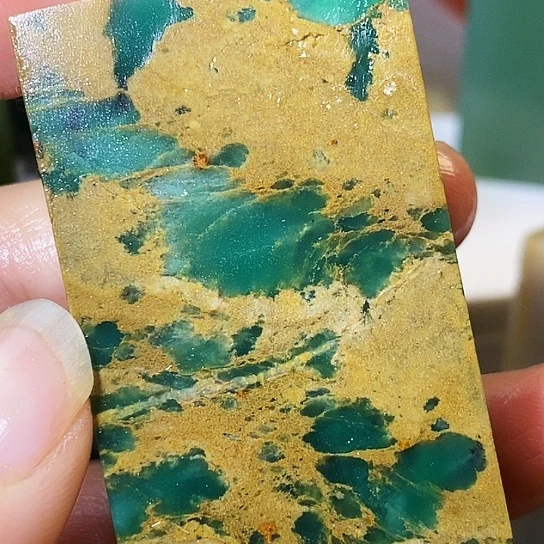 老挝石四川绿四川绿