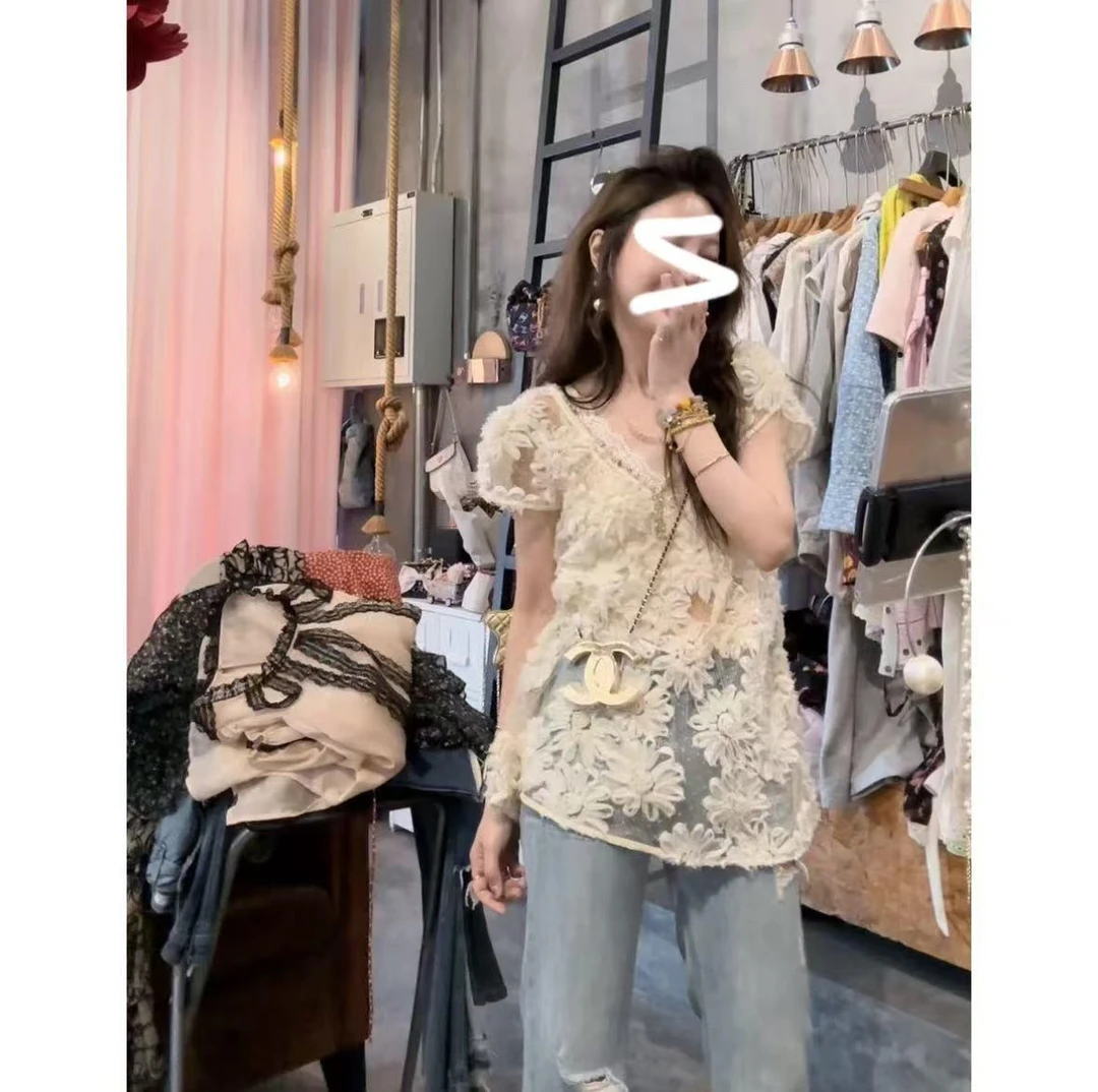 【现货】素拉那里定制法式重工立体花朵水钻V领蕾丝提花衬衫衬衣