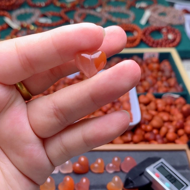 渲***渲南红玛瑙未镶嵌珠宝半成品1