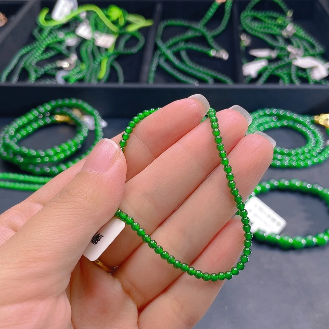 翡翠未镶嵌颈饰