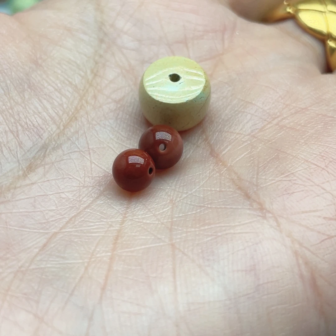 南红玛瑙足铂镶嵌珠宝奇石