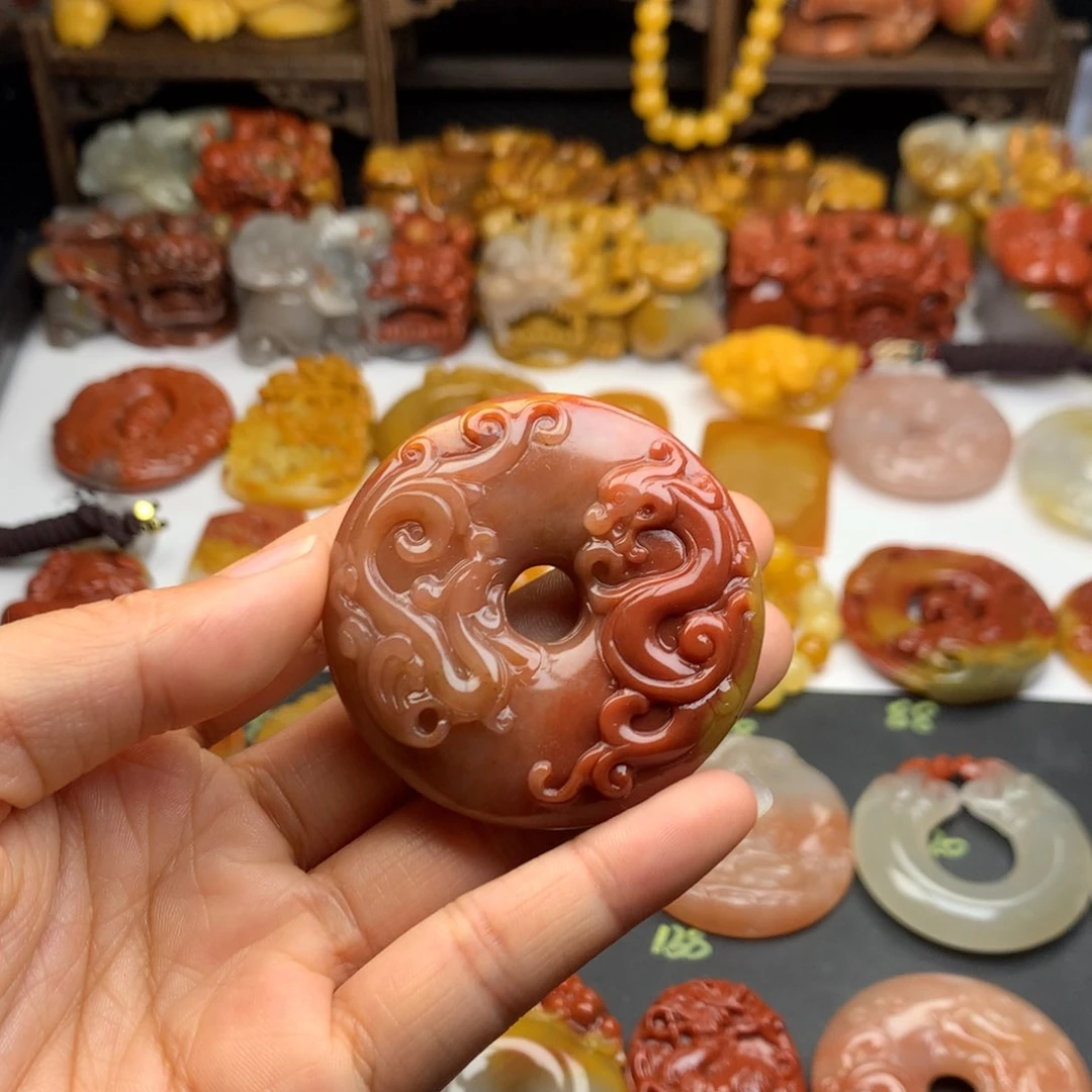 石英质玉（黄龙玉）挂件未镶嵌