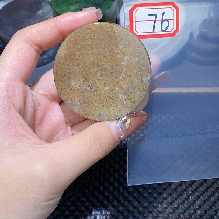 和田玉和田玉边角料随机发未镶嵌