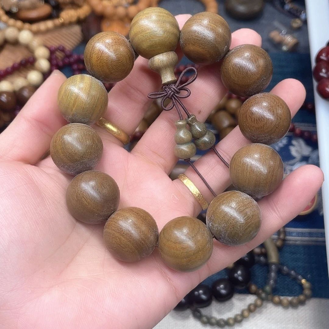 维腊木（绿檀）无事牌