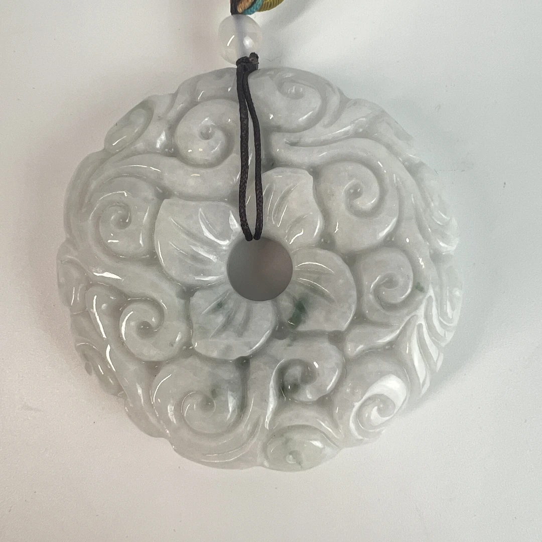 TM 120103 近现代 翡翠雕花卉纹平安扣