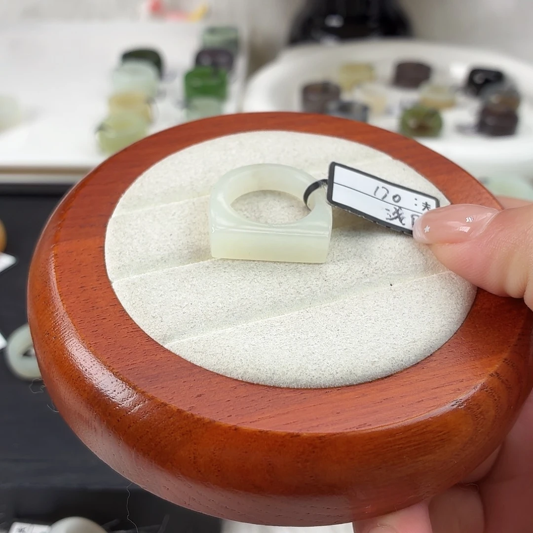 和田玉未镶嵌戒指Q68白马鞍内径17.7