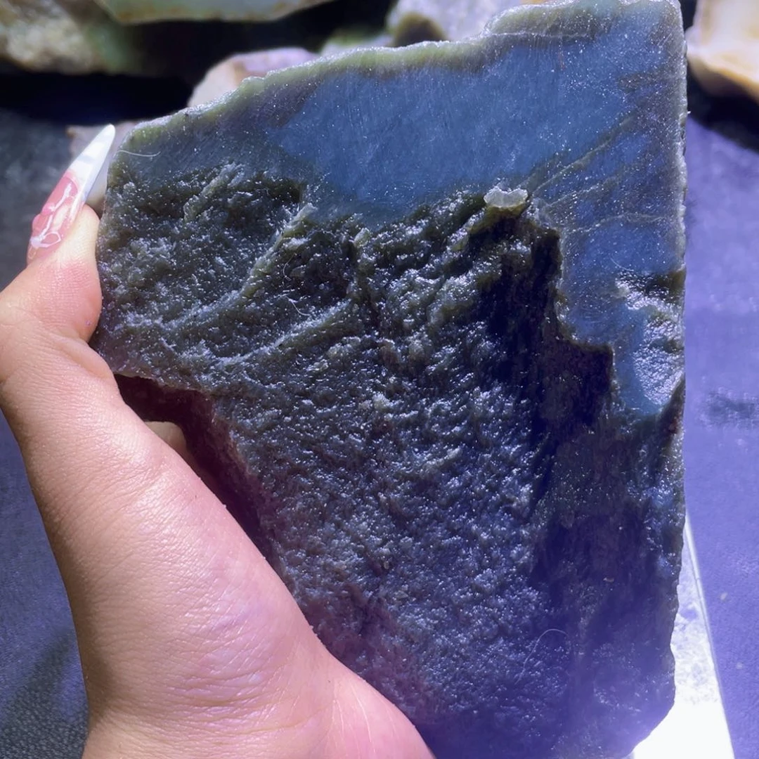 未镶嵌和田玉（糖玉）珠宝半成品