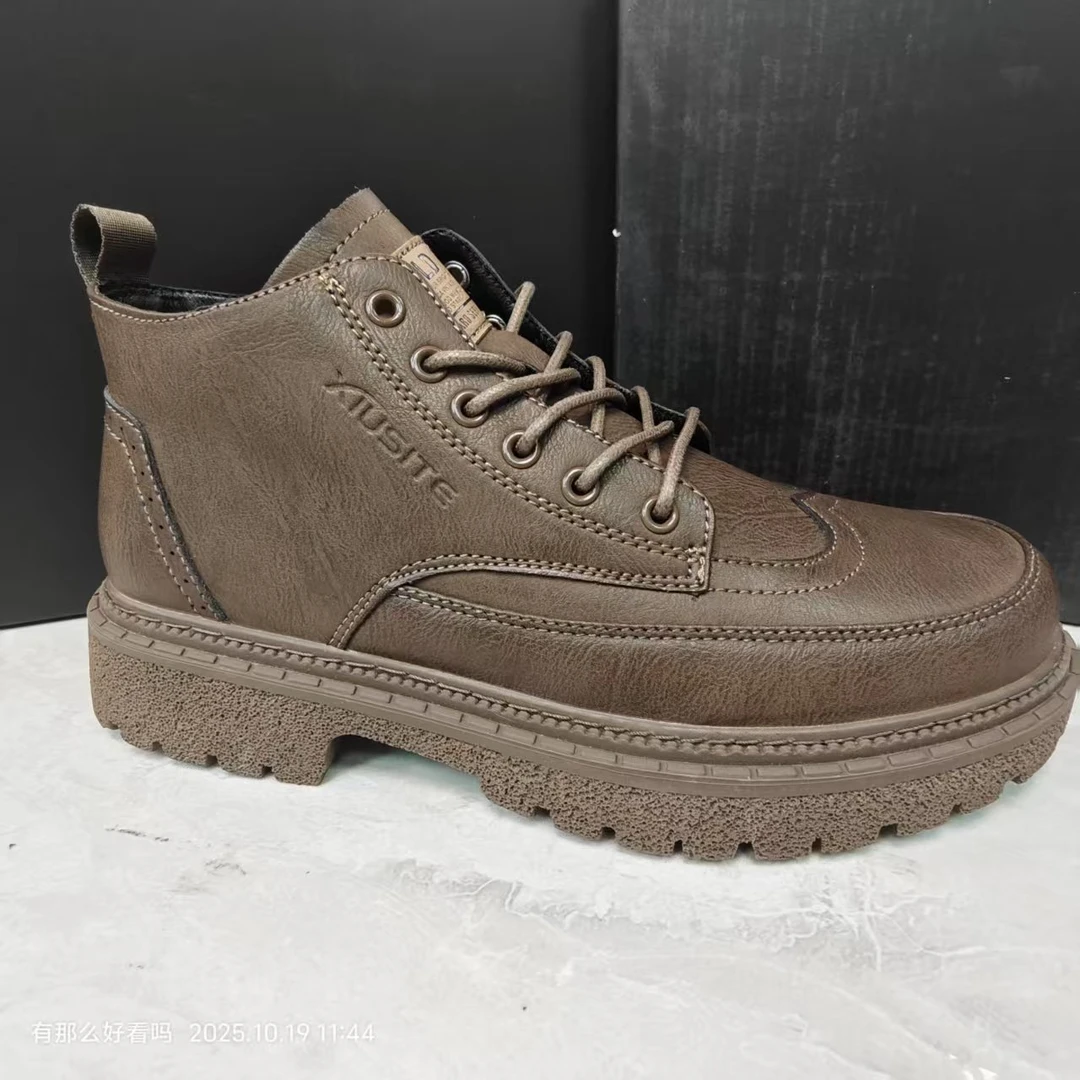 LY-2366男女全皮秋冬防水休闲鞋
