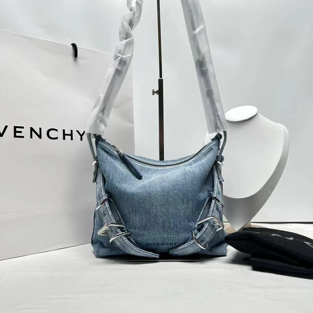 胖虎熙少/纪梵希/99新/公价0/箱包/斜挎包/31B2501080006