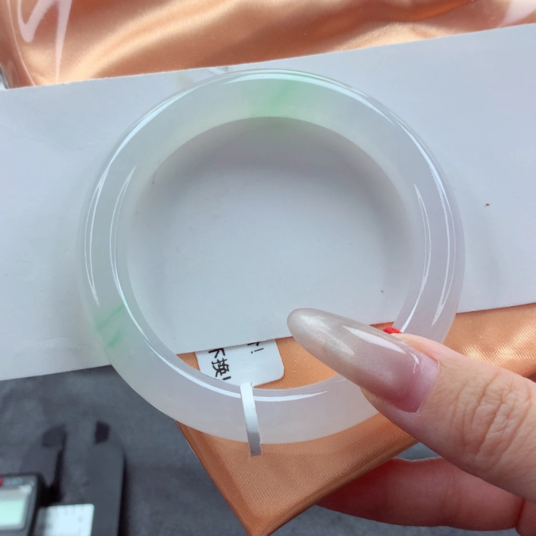 未镶嵌手镯翡翠9930白底青花