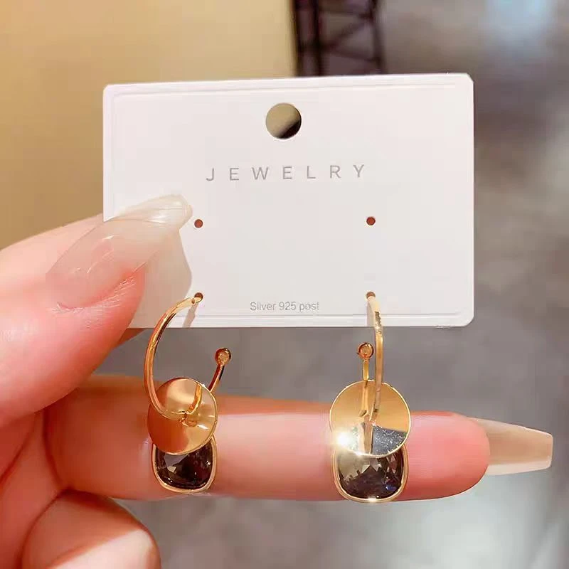 铜合金耳饰 气质轻奢百搭简约简约优雅精致网红设计师耳环F3005