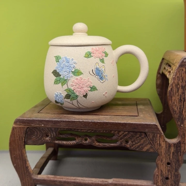 紫砂茶壶紫砂的手工制作工艺也很