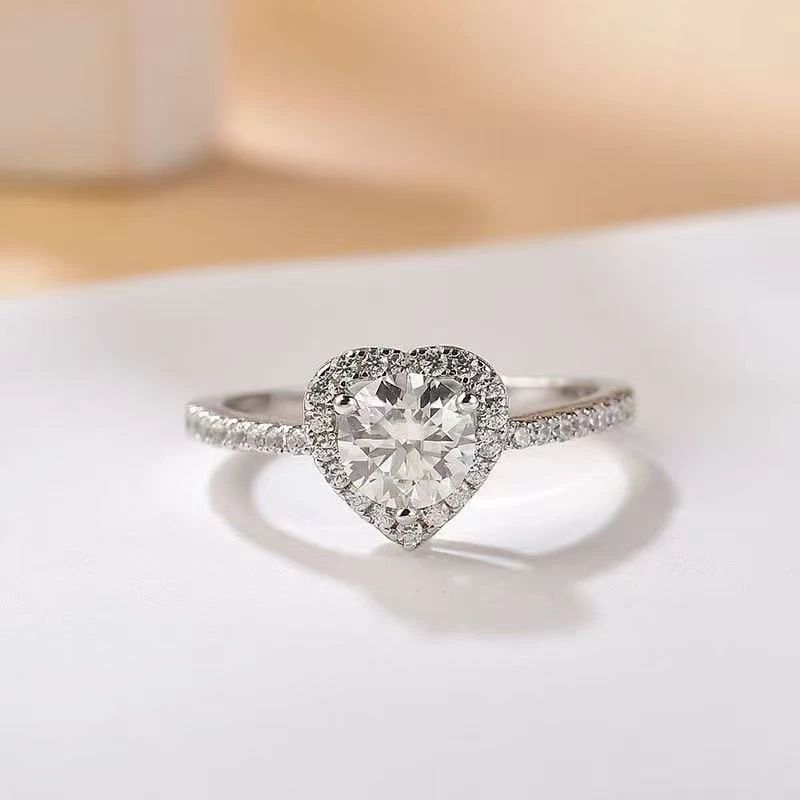 925银莫桑石戒指 银925莫桑石戒指  一心一意女士求婚结婚