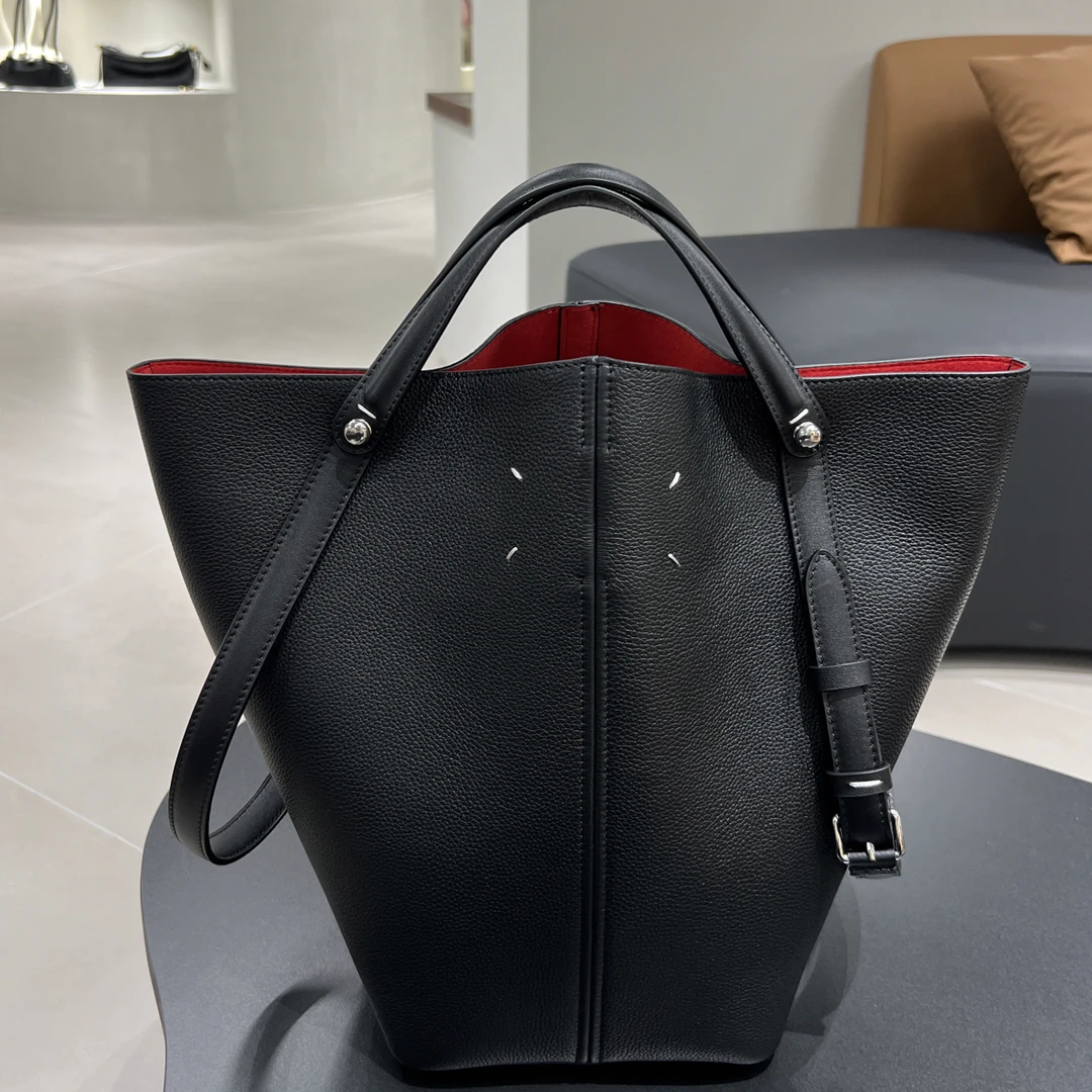 2025高奢进口皮高品桶包二用长17宽17高31