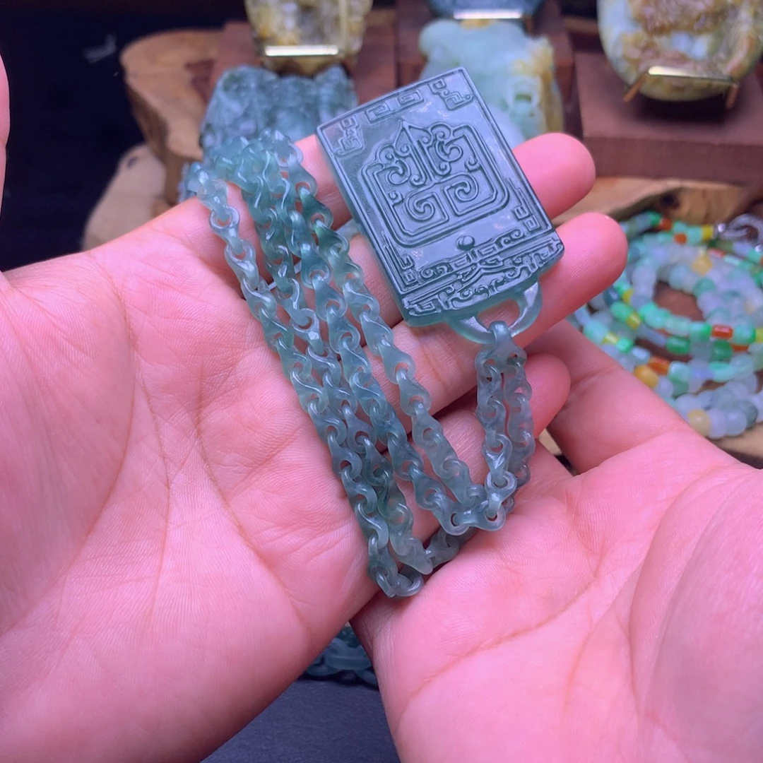 萧***客定制翡翠未镶嵌翡翠