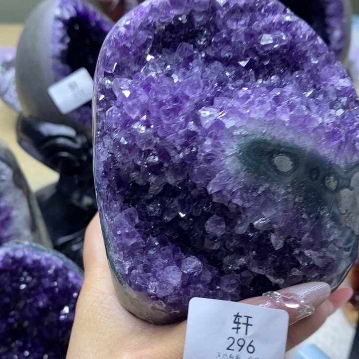 未镶嵌紫晶大型摆件（非配饰）