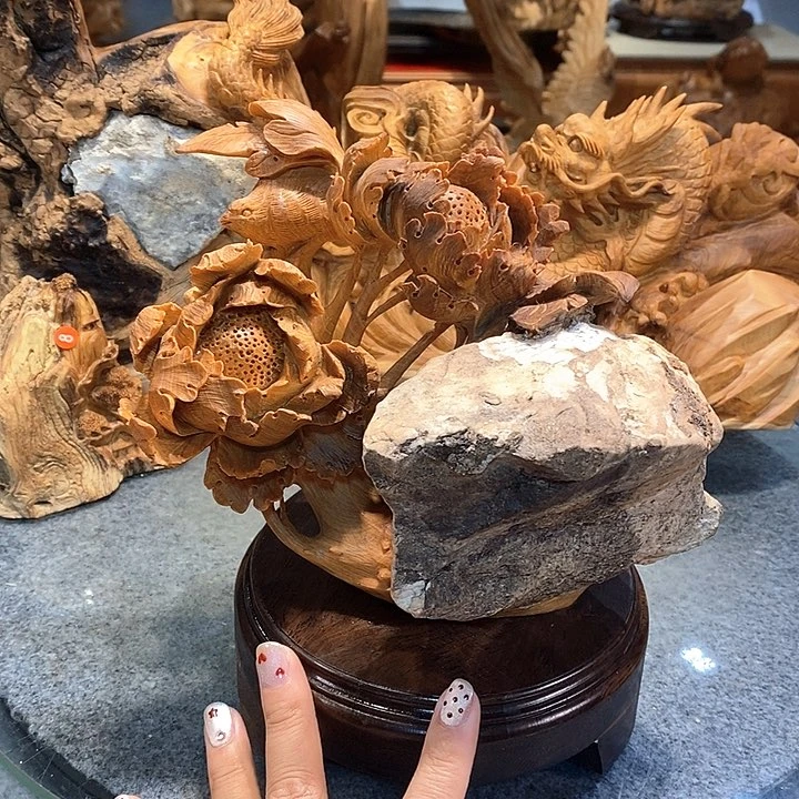 柏木（崖柏）牡丹花