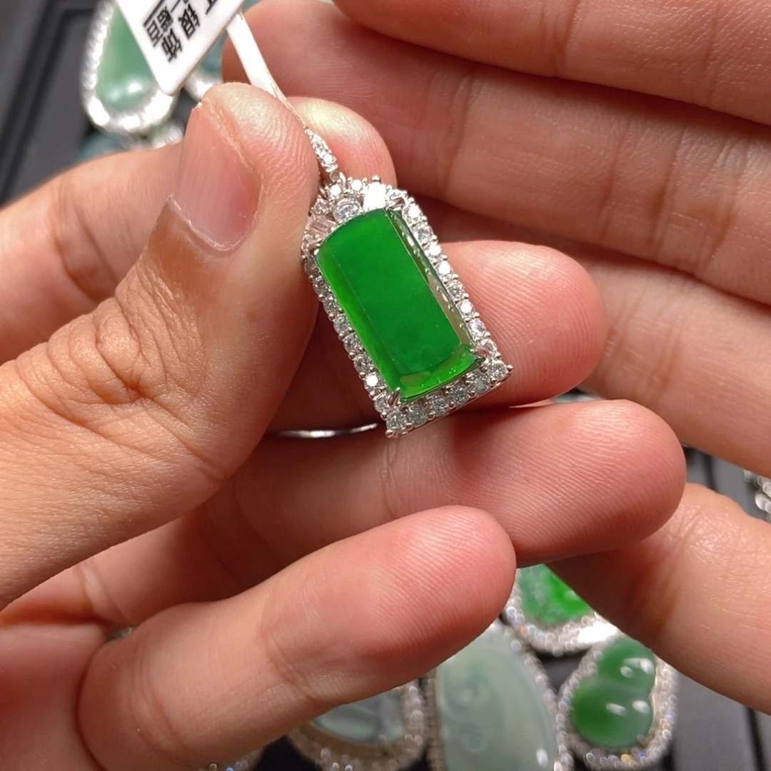 翡翠银S925镶嵌吊坠(不含链)