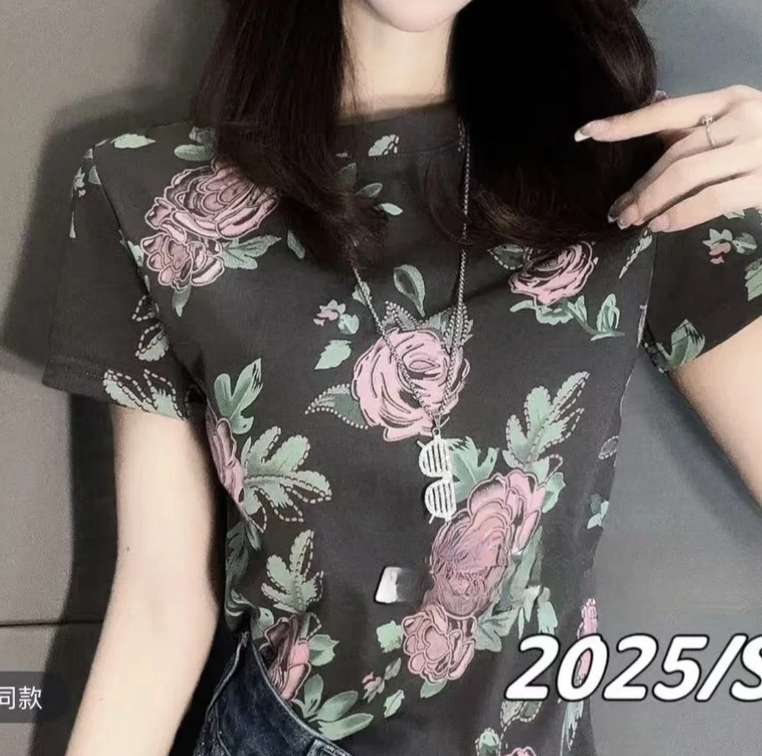 2025新款短袖 时尚欧货满印玫瑰设计短袖T恤女显瘦百搭上衣2048