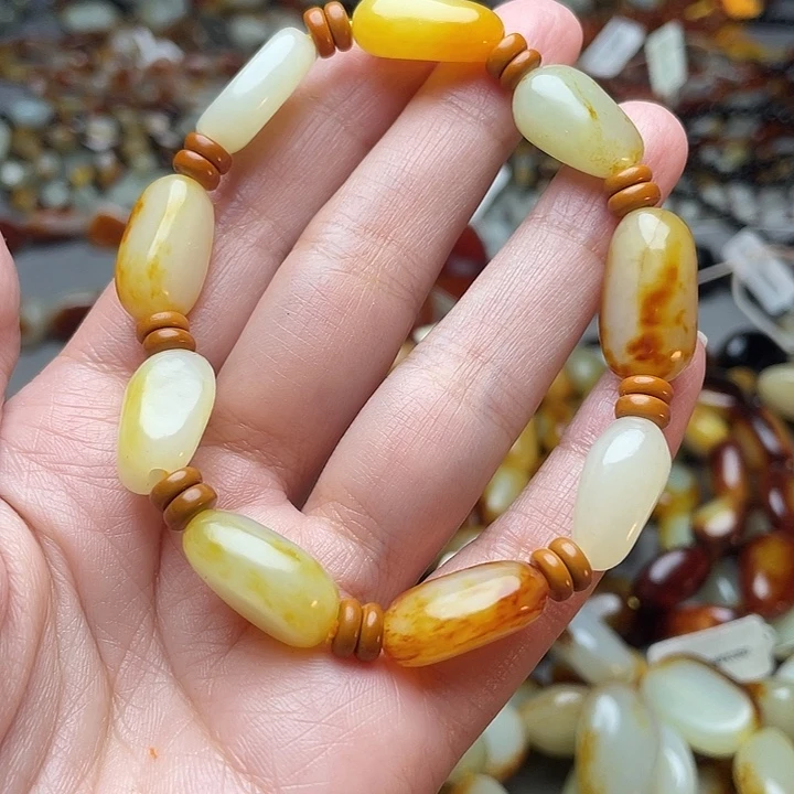 和田玉未镶嵌手链