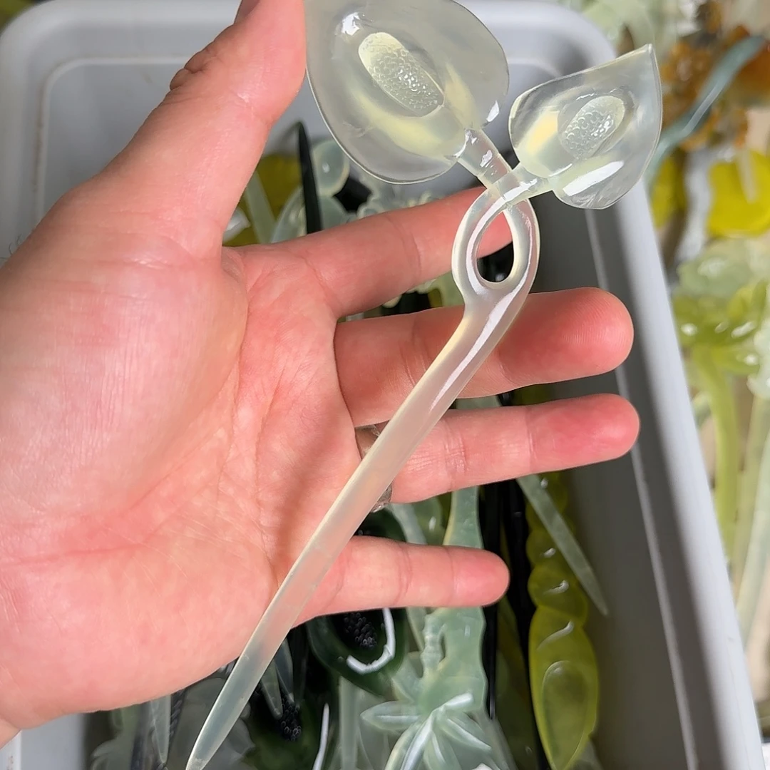 蛇纹石玉未镶嵌发饰