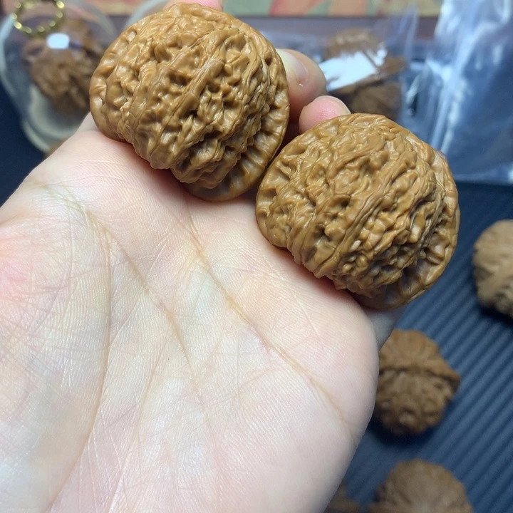 核桃把件球白40打底