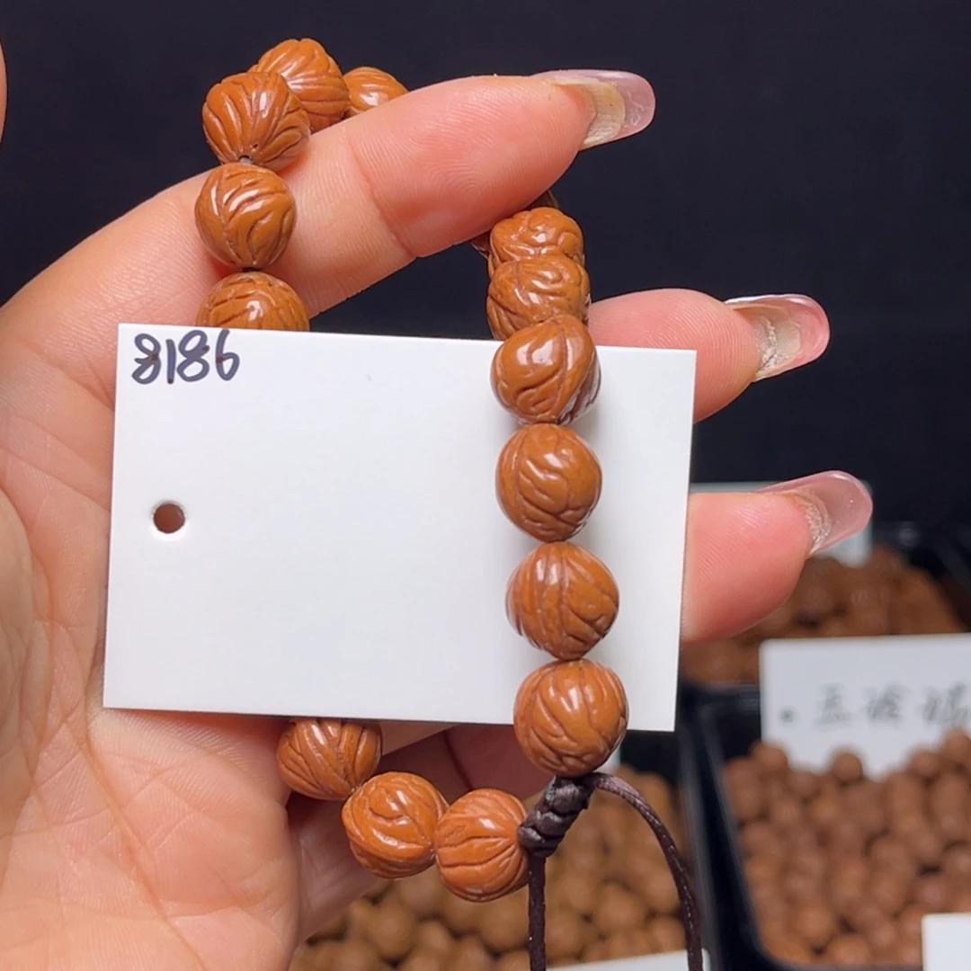 筱***。桃核手串小奶豆11左右成品