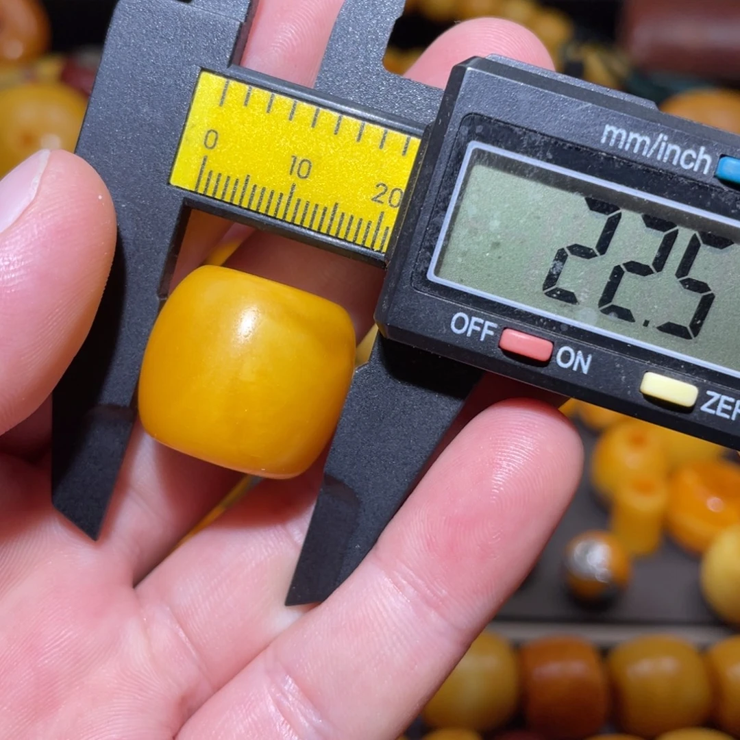 琥珀未镶嵌裸石墩子