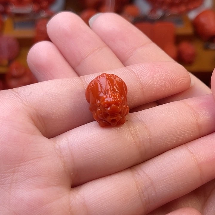 ****塞未镶嵌配饰南红玛瑙