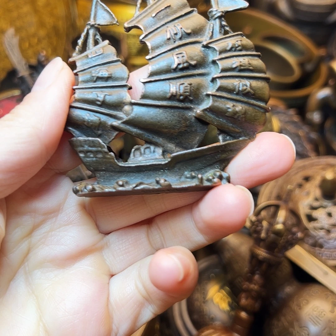 精美铜器工艺品等