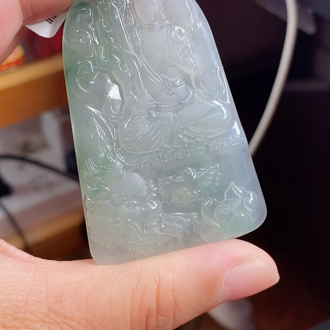 浅***忆翡翠未镶嵌颈饰天然缅甸A货翡翠文殊