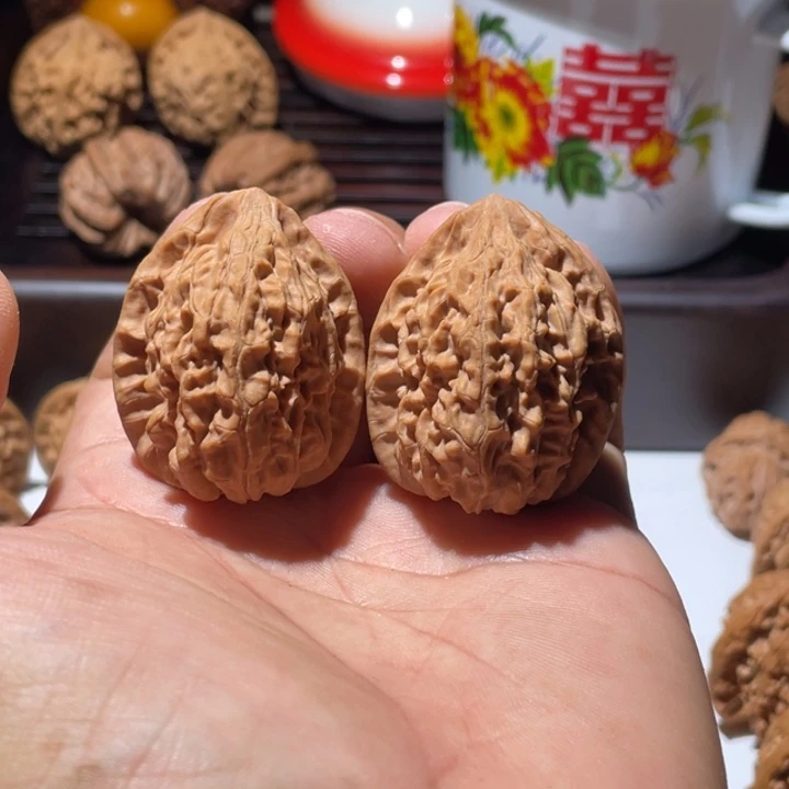 吊坠文玩核桃原树玉髓