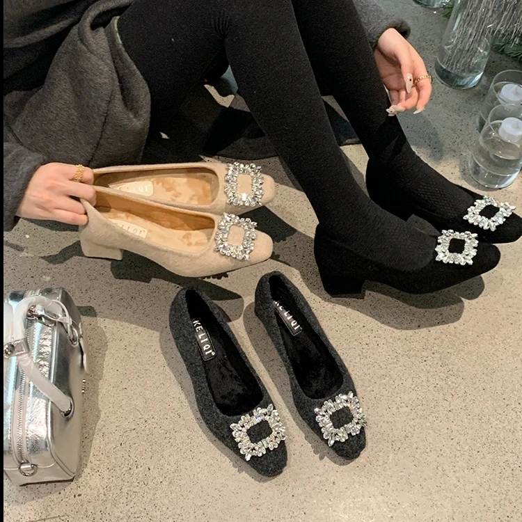 2025年春秋新款加绒毛毛鞋法式气质通勤鞋粗跟方头水钻单鞋女鞋子